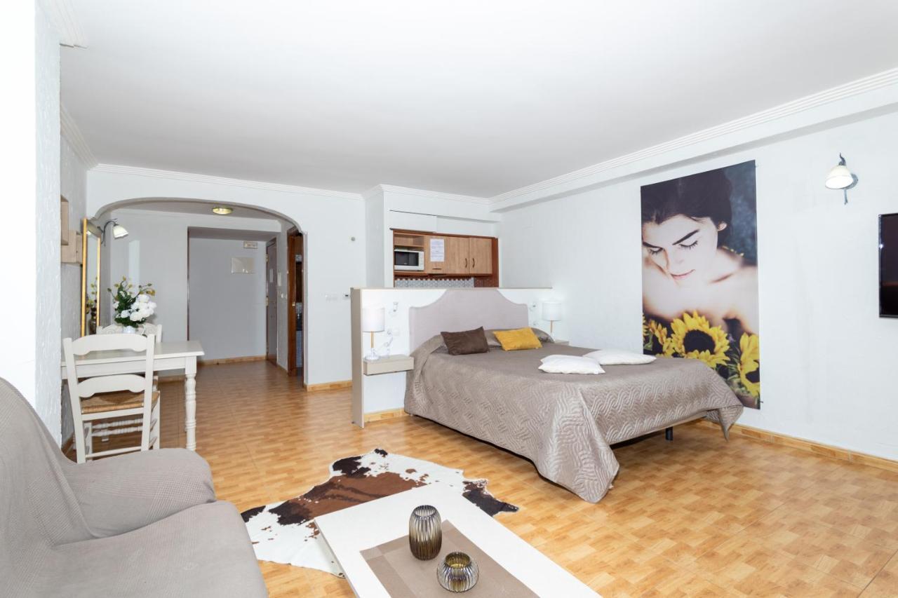 Unique Hotel Apartments Torrevieja Exteriér fotografie